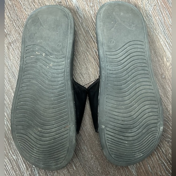Puma slides, men’s size 7 - Picture 2 of 3